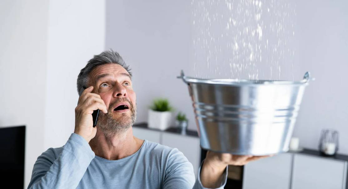 The Best Temporary Fixes for a Roof Leak at Night